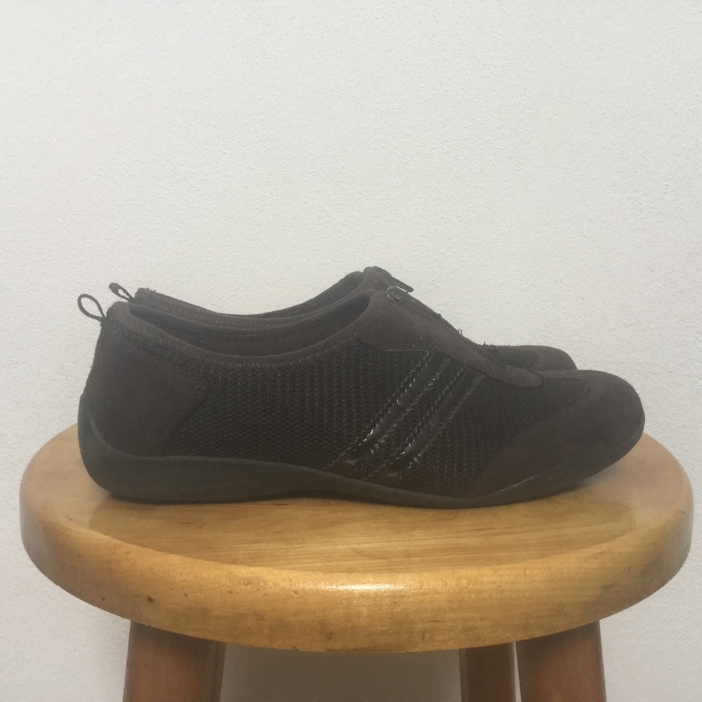 Athletech Saryna Brown Zip Up Lightweight Shoes Size 7.5 Walking Outdoor Comfort